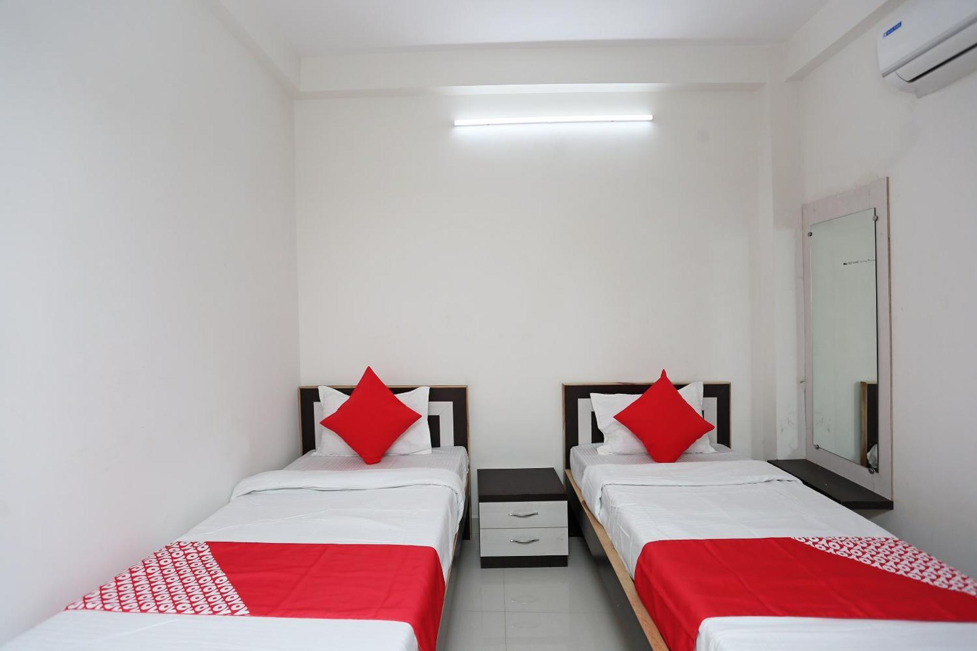 Hotel O 30359 Hotel The Vinayak Bhopal Esterno foto